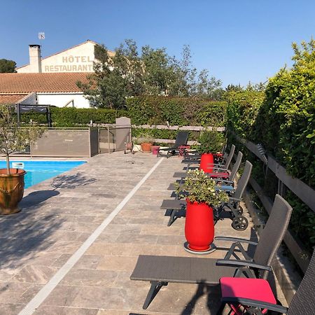 Logis Hotel Restaurant Les Aubuns Caissargues Buitenkant foto